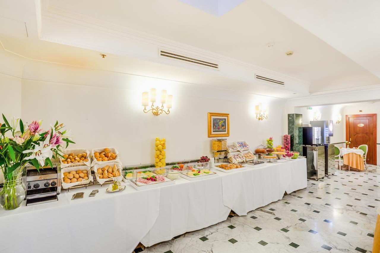 Raeli Hotel Regio Roma Exterior foto
